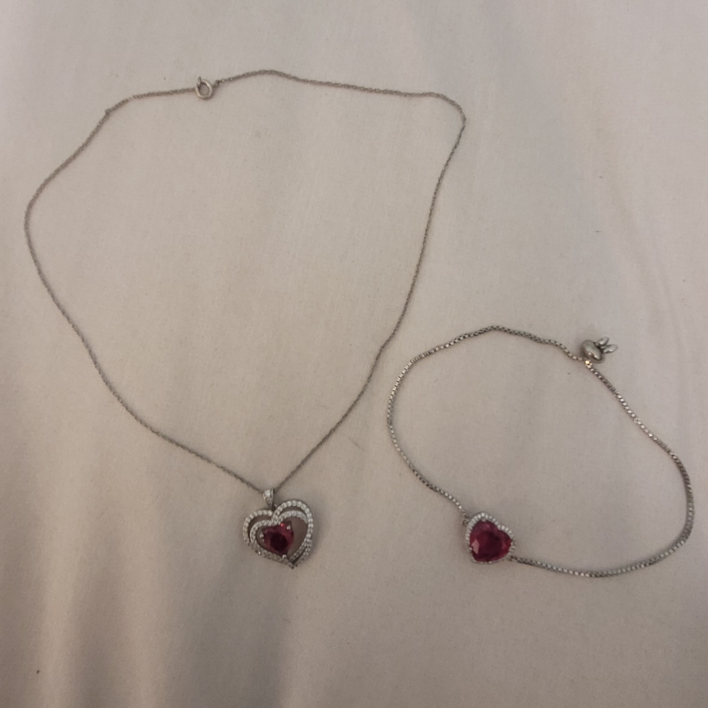 Elegant Heart Necklace and Bracelet Set
